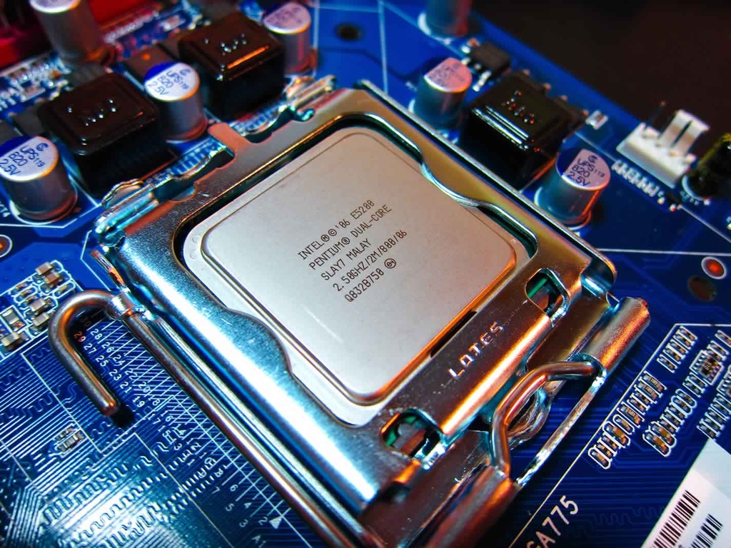 Procesador Intel Pentium para Soket LGA755 (usado)