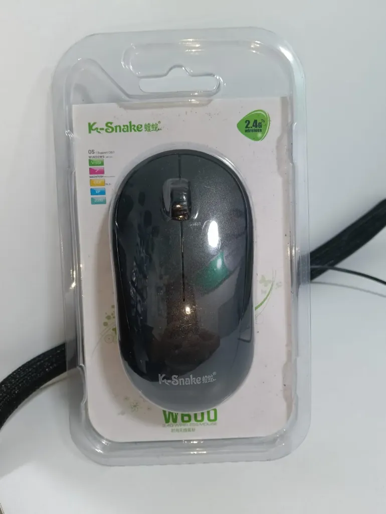 MOUSE INALAMBRICO 2.4G. Viene con batería REF W600